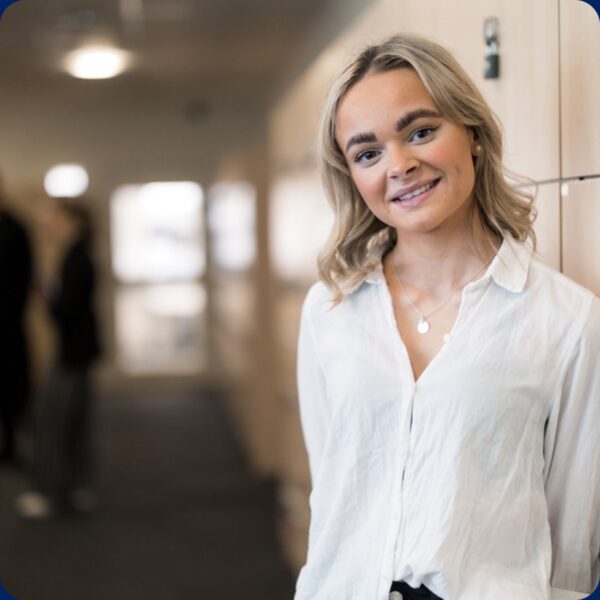 Eleven Ella från Försäljnings- och serviceprogrammet.